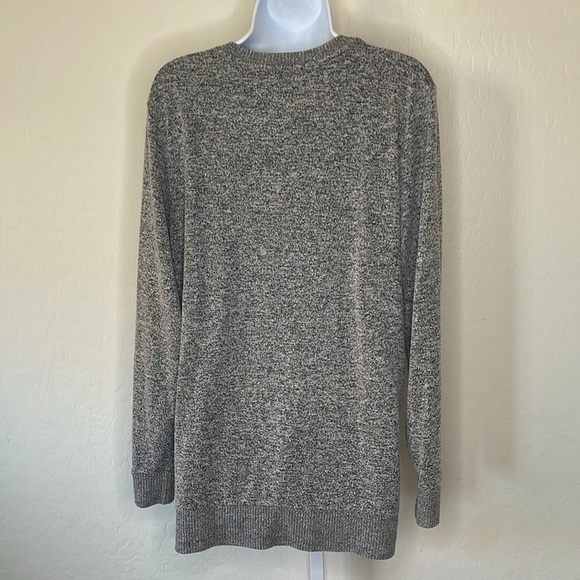No.066 Lucky Brand Heathered Grey V-Neck Long Sleeve Sweater - Size Medium - Picture 6 of 8